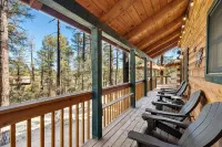 A Luxurious Prescott Log Cabin, 1 Mile to Downtown.