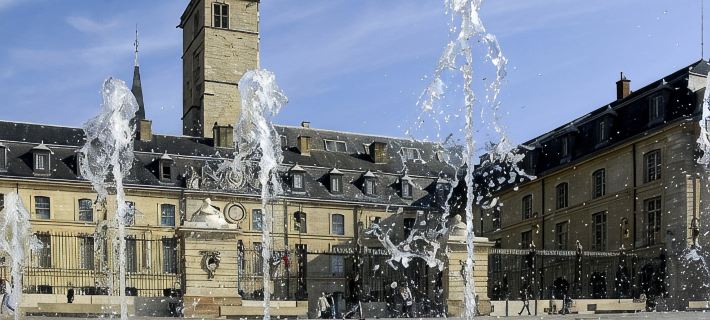 Aparthotel Adagio Access Dijon République Hotel a Digione