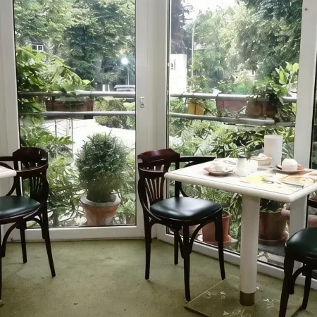 Entrée Groß Borstel Garni Hotel Отели рядом с достопримечательностью «Фульсбюттель»