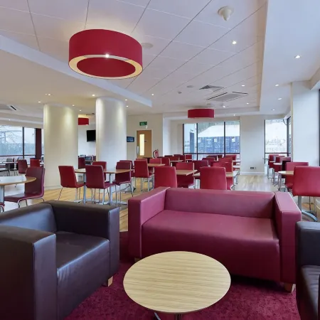 Travelodge London Wembley Отели рядом с достопримечательностью «Стадион «Уэмбли»»