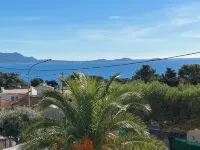 Appartement Idéal Famille, Belle VUE Mer, Plage du Capelan Accessible à Pieds! - 2-Star