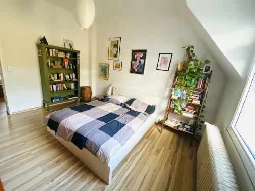 Quite, artsy apartment in a central location