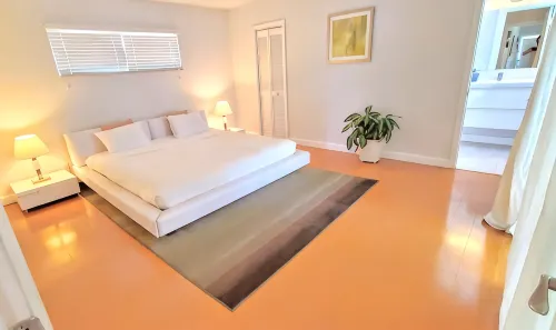 Remodeled Modern Home, 6-Min-2-Beach, Sleep 16, +Free Watersports & Rental Cars! - พร้อมWifi