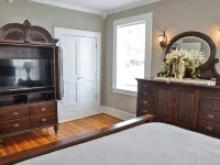 The Grand Colonial Manor on East 11th - 3 Kings! Hotels in Anniston