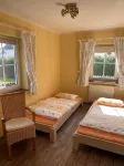 Unique Thatched Cottage with a Private Garden and Parking, Including Utilities and Laundry Service - Wifi