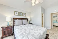 July Flash Sale • Amazing Location • Private Deck • Pool - balcón
