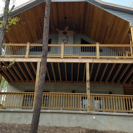 Spectacular Couples Retreat, Private Wooded Location, Dog Friendly, Fiber WiFi
