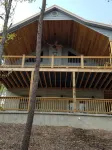 Spectacular Couples Retreat, Private Wooded Location, Dog Friendly, Fiber WiFi - Alphydda