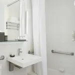 The Chicago Hotel Collection - Ambassador Gold Coast - جاكوزي