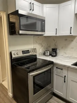 Very nice one bedroom apartment in midtown - Condos