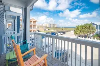 Ocean view, steps from the beach! - 4-Star