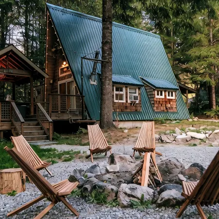 The A-Frame @ SkyCamp: Classic cabin with Hot Tub and BBQ near Stevens Pass