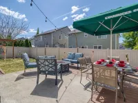 VNC BNB: Luxury Living for Groups & Families Hotels in Five Corners