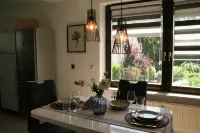 Schöne Ferienwohnung mit Eigener Terrasse und Garten - ห้องครัว