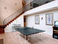 Mediterranean/Spanish Estate Home on Lake Sidney - 3つ星