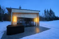 Stay Alaska - Modern Stays in the Wild - spa
