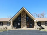 Spacious 5-Bedroom Home on Lake Cumberland! Ξενοδοχεία στην πόλη Burnside