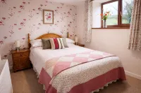 Tanglewood Cottage. Cosy Retreat for Groups & Families, Explore Dorset - WiFi