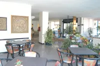 Hotel Prestigio - parking