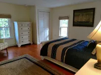 Charming Kennebunkport overlooking the Cape Arundel Golf Course - 4-Star