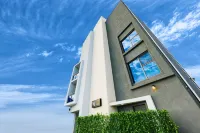 Gangneung We Pension (Anmok Coffee Street) Hotels near شاطئ أنموك