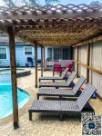 Peaceful Home 10 minutes to Downtown, Shopping mall, Restaurants and Night Clubs - Private Pools
