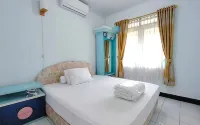 Zevannya Villa Puncak - Balkoner