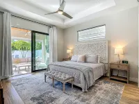 Luxurious 2023 New Construction — Executive Vacation Home Near Vanderbilt Beach