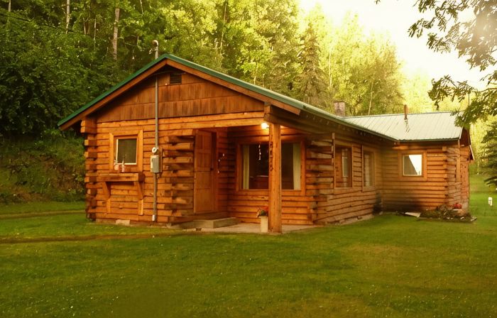 Alaskan Homestead Cabin Featured on Discovery & History Channel