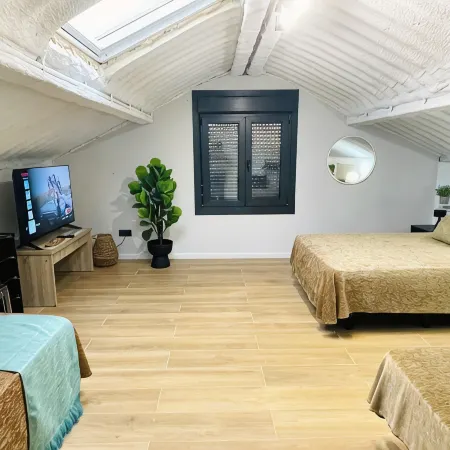 FOGAR DE AROUSA 3 minutes from the beaches, garden, barbecue, swimming pool.