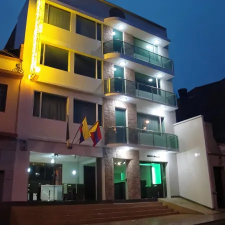 Apartahotel Vincent Suites