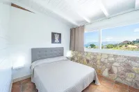 Amazing 100sqm Apartment 200m from the sea 6 people "GmC"