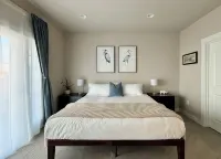 Oceanview Modern - Fireplace - Balcony - 3 Bedroom - 4-Star