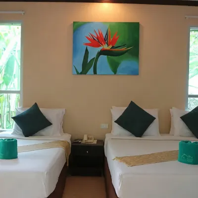 ภูวิว รีสอร์ท เขาใหญ่ โรงแรมใกล้ทองสมบูรณ์ คลับ