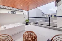 3BR Villa Punawangi W/ Jacuzzi - Vila