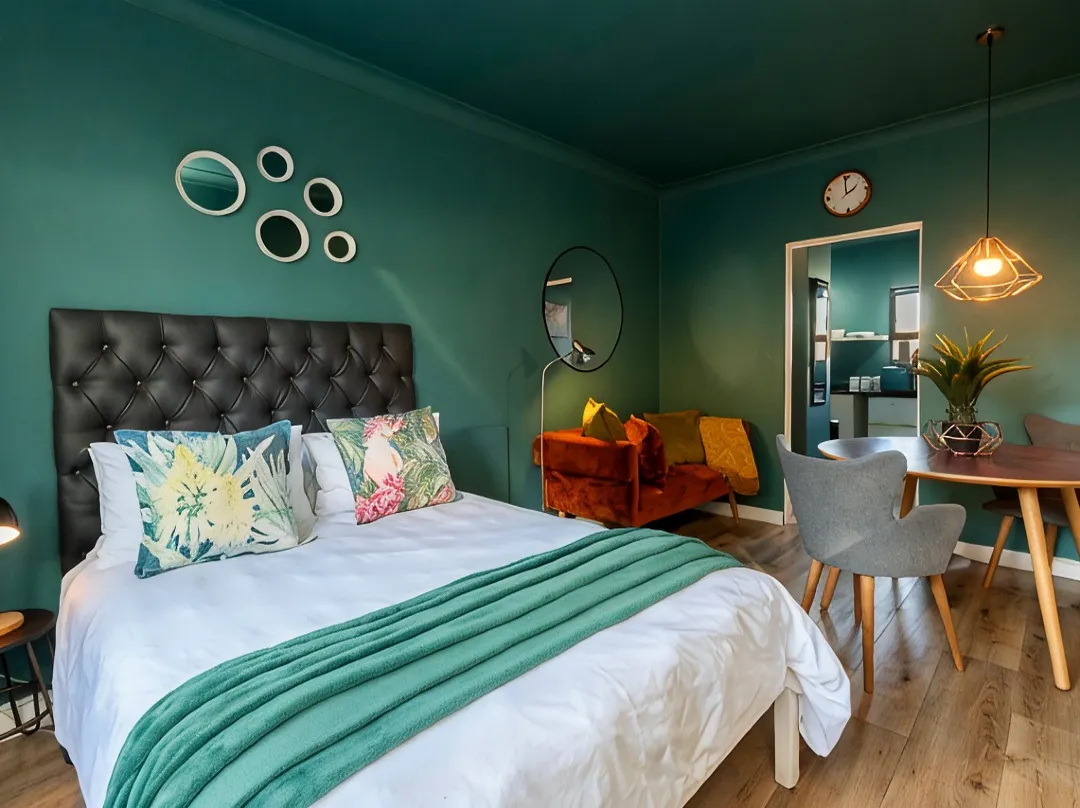 Indulge In An Urban Oasis At Green Point's Snug - Western Cape