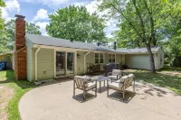 4-bedroom house in peaceful Fredericksburg  VA with WiFi, AC  Enjoy your stay - Homestays