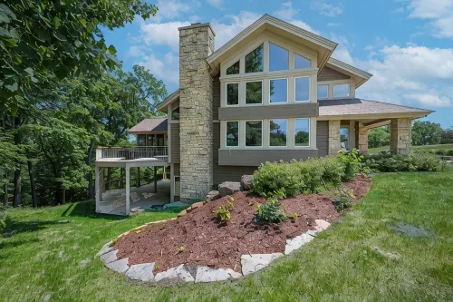 Expansive 5b6ba Countryside Home in welcoming Galena - 4つ星