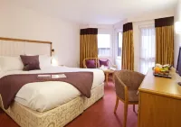 Marwell Hotel Winchester South - Parkplatz