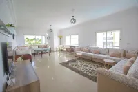 Large 3-Façade Apartment with Sea View & Pool