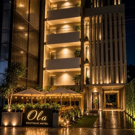 Ola Boutique Hotel Отели рядом с достопримечательностью «Станция "Саградо Корасон"»