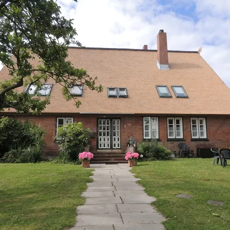 In the cosiness of an old thatched farmhouse from 1746