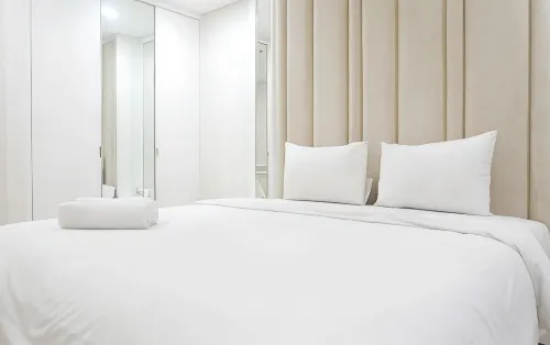 Spacious 1Br Apartment at Praxis by Travelio - Kitchens
