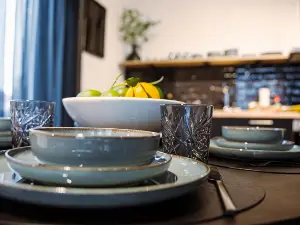 Lio Suite Deluxe Apartment Küche Terrasse Parken Netflix