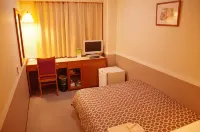 Hotel Sunroute Goshogawara - ที่มีที่จอดรถ
