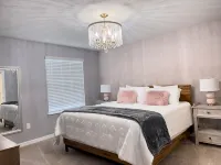 Stylish family friendly, 5 suites near Disney! - Private Pools