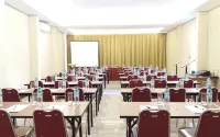 Moscha Hotel Surabaya - Gym