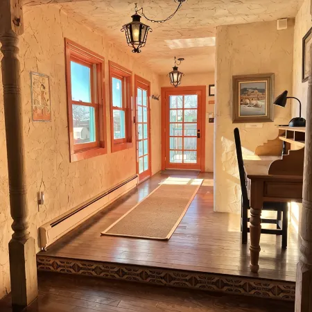 Rooftop Apartment, Downtown Taos, 3 bedroom/2bath. Can't beat this location.
