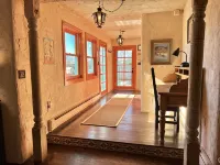 Rooftop Apartment, Downtown Taos,  3 bedroom/2bath.  Can't beat this location. - 3 ดาว