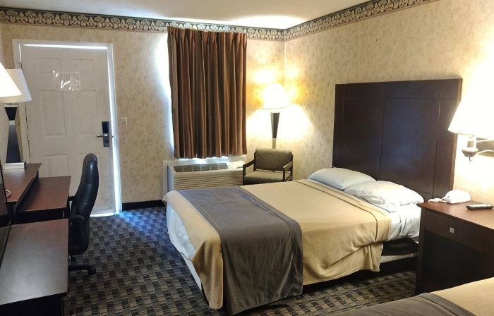 Stonebrook Inn